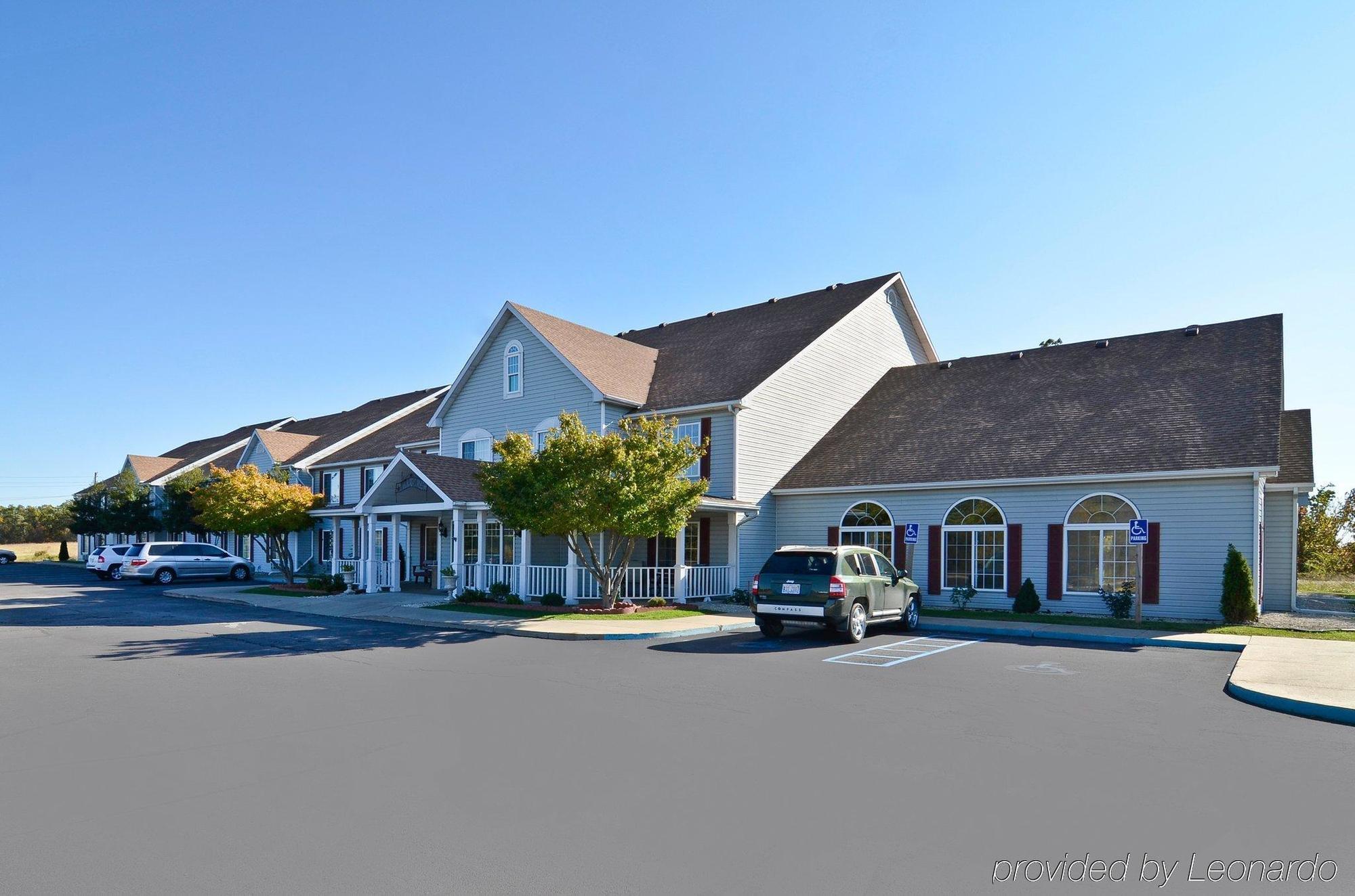 Super 8 By Wyndham Lake Of The Ozarks Eldon Экстерьер фото