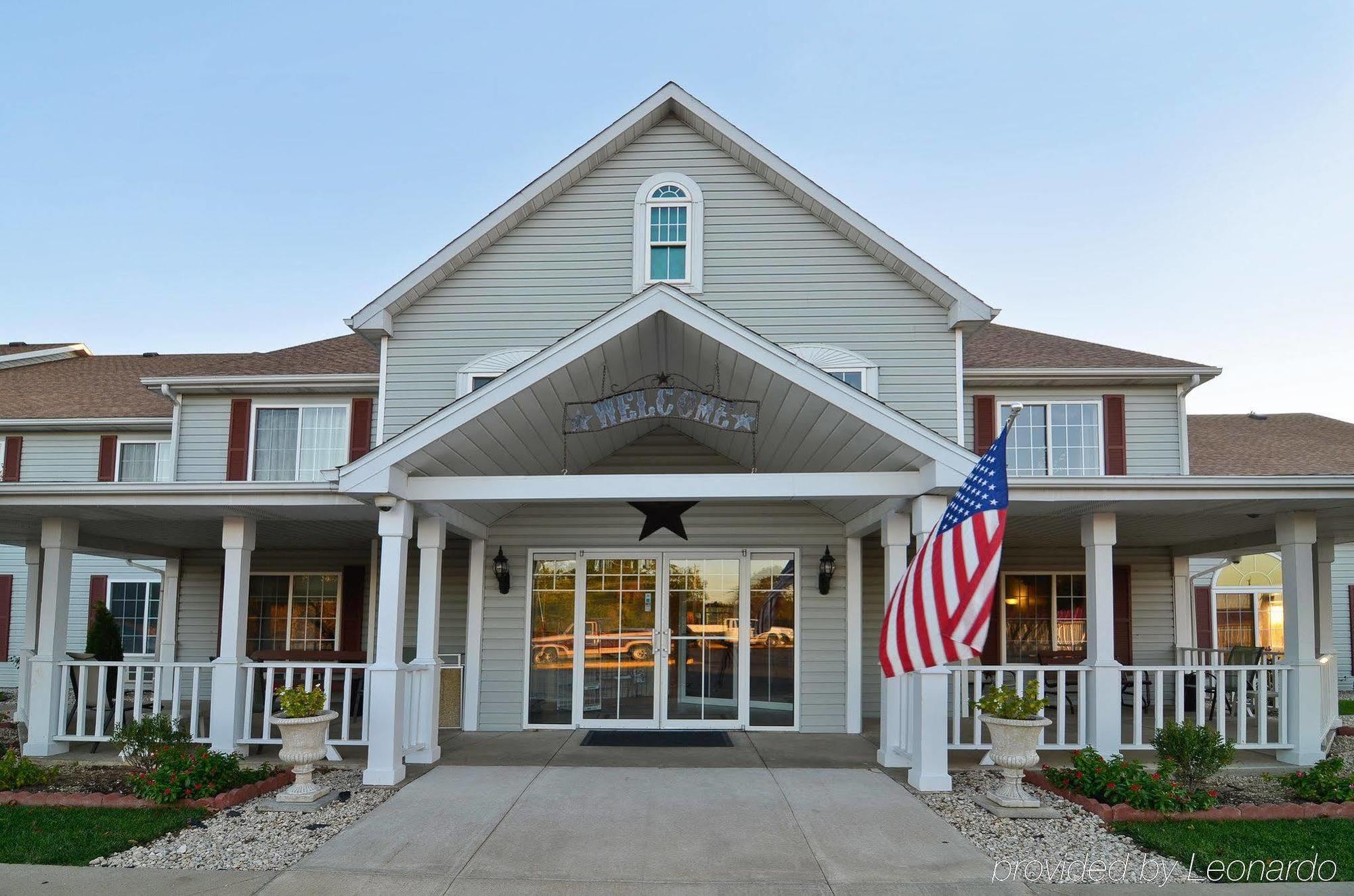 Super 8 By Wyndham Lake Of The Ozarks Eldon Экстерьер фото